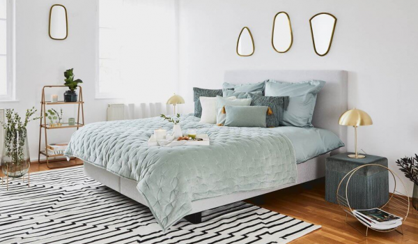 Lapisan Kain Tebal dengan Motif Aliran Art Deco